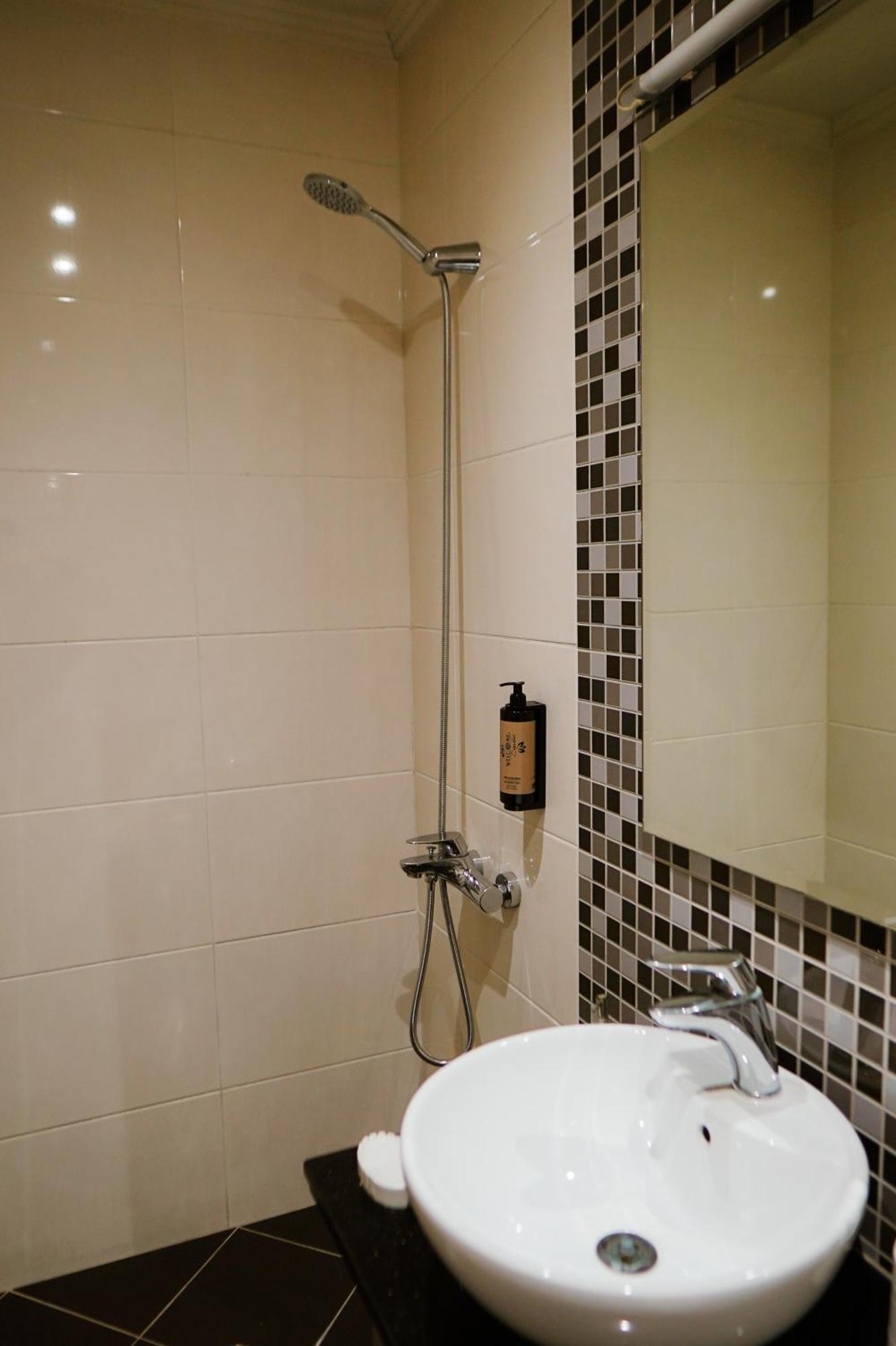 Shehu Hotel Gjirokastër